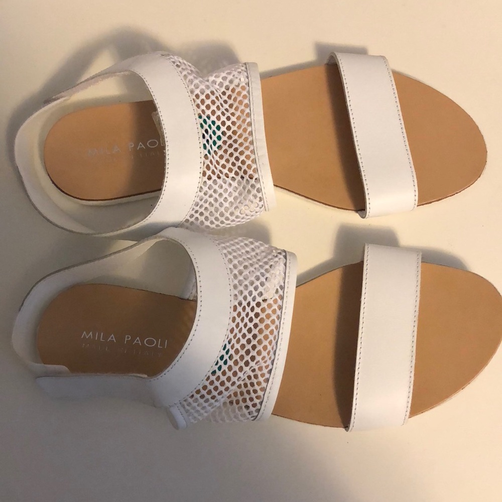 Lightly worn Size 8 white sandals with mesh
